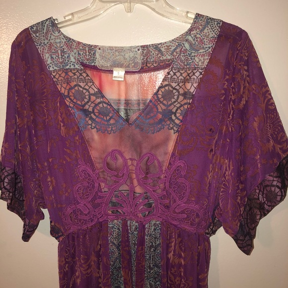 Nick and Mo blouse size S🌸 - Picture 2 of 11